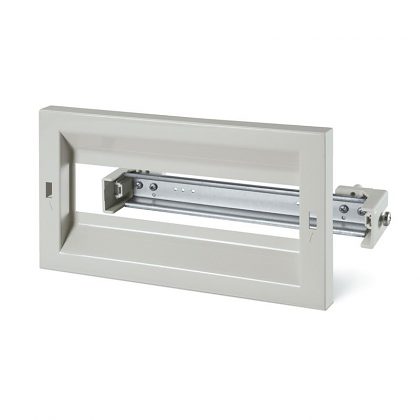 PANEL S OTVOROM S DIN LIŠTOU 655.32020
